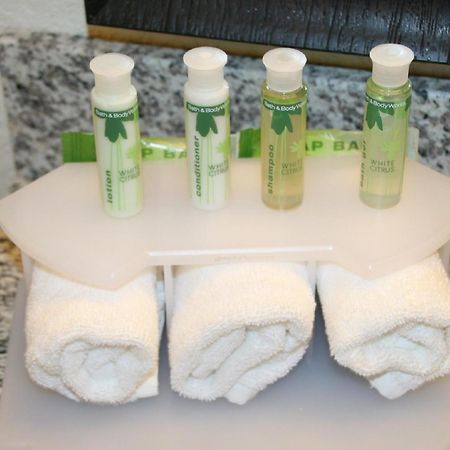 Holiday Inn Express & Suites Nevada By Ihg Bagian luar foto