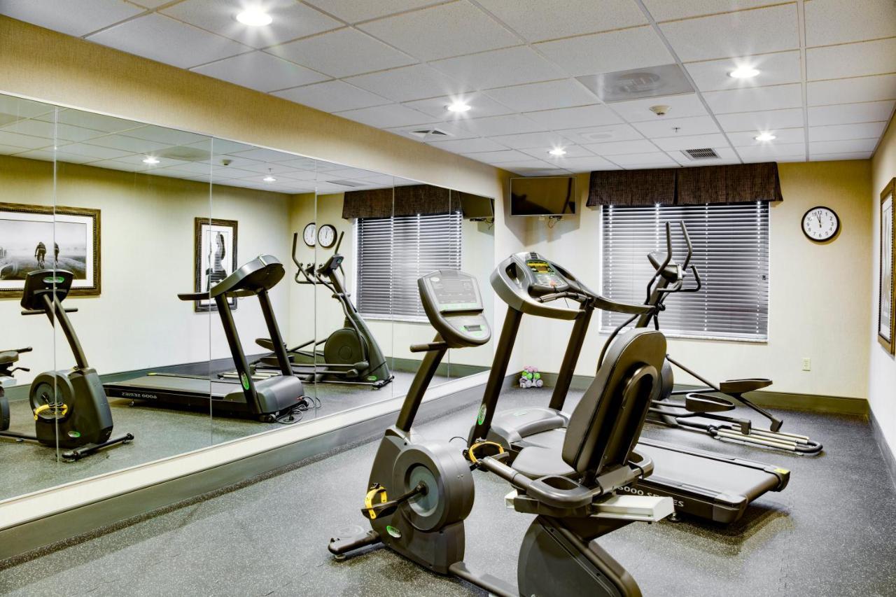 Holiday Inn Express & Suites Nevada By Ihg Bagian luar foto