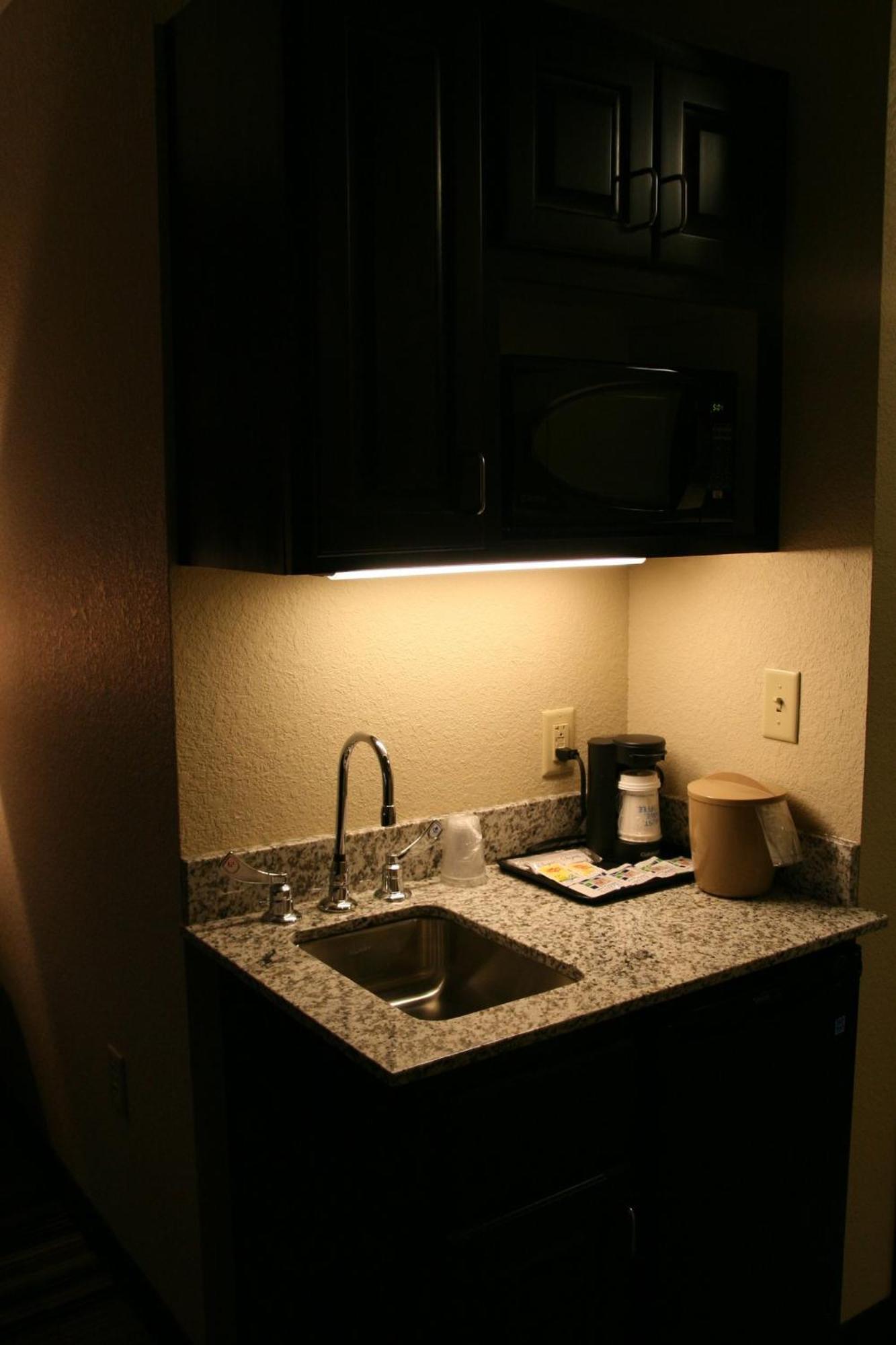 Holiday Inn Express & Suites Nevada By Ihg Bagian luar foto