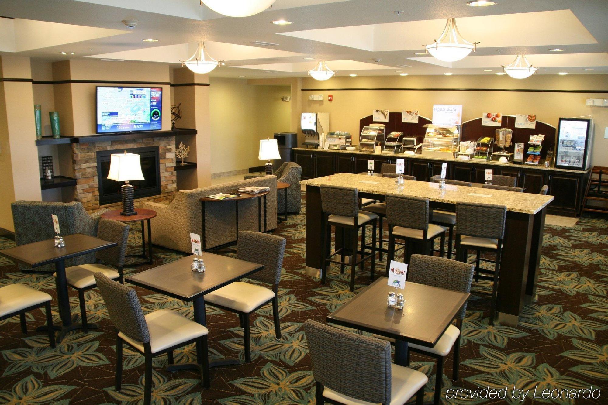 Holiday Inn Express & Suites Nevada By Ihg Bagian luar foto
