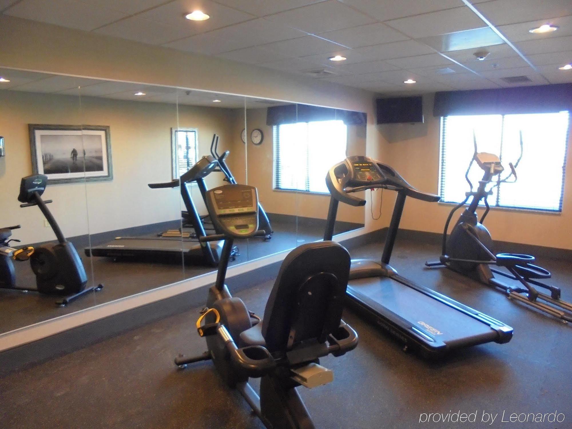 Holiday Inn Express & Suites Nevada By Ihg Bagian luar foto